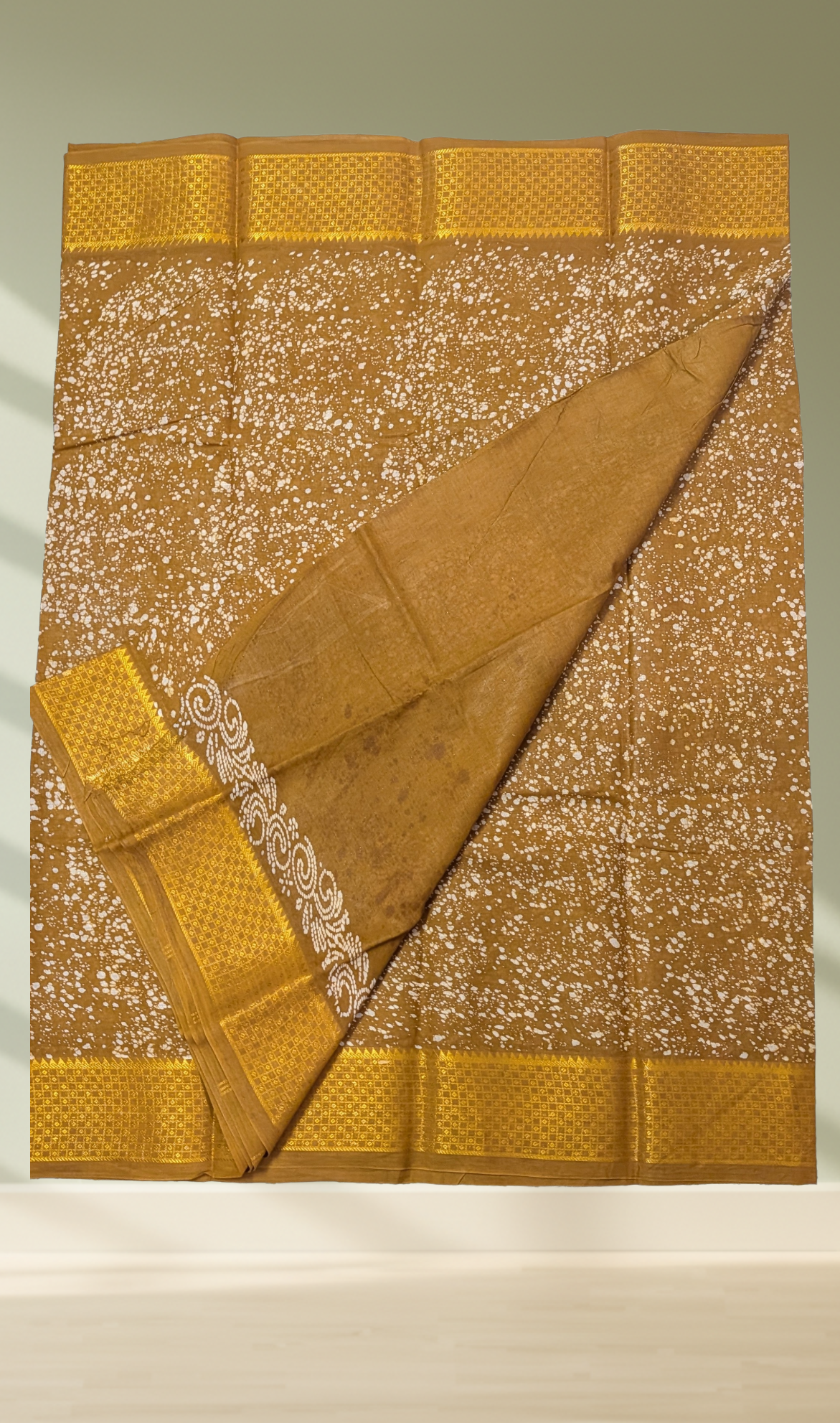 Golden Sungudi cotton saree with blouse