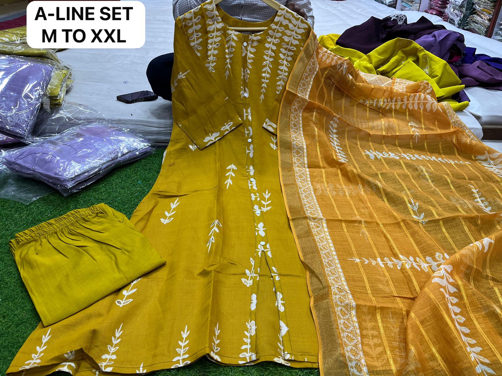 Set Churidaar